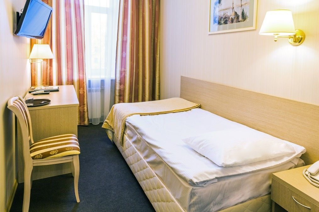 布里斯托尔酒店 聖彼得堡 客房 照片